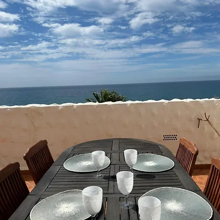 Apartament Atico Sobre El Mar